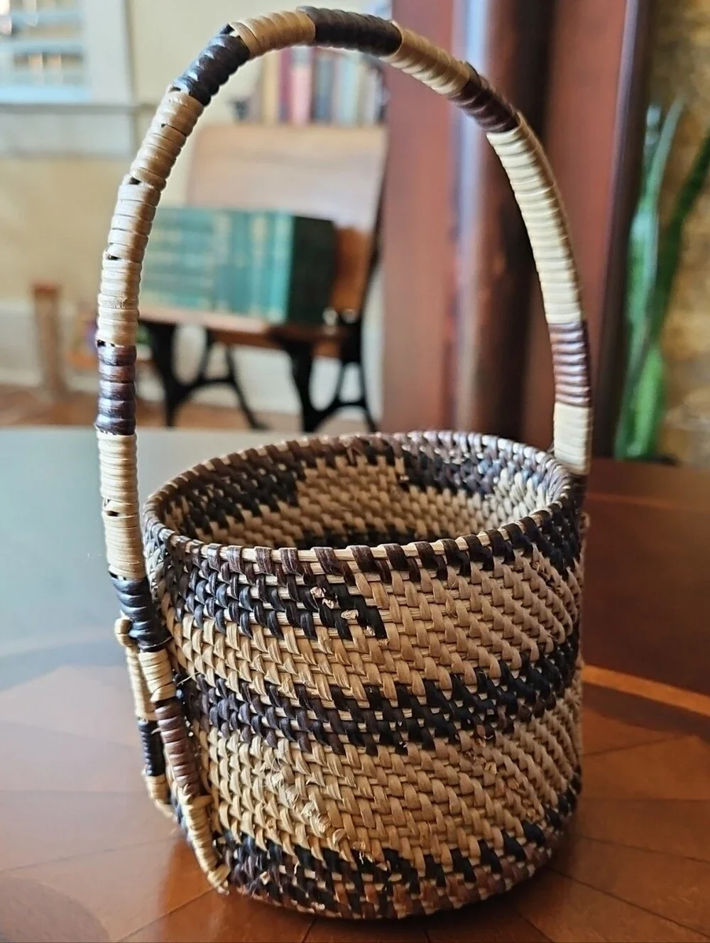 VTG Tohono O'odham Papago Native American Handled Coiled Basket Southwest Desert